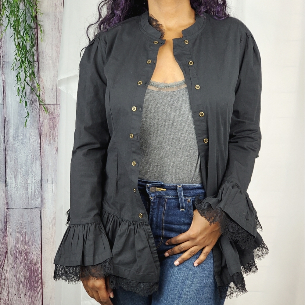 The Pyramid Collection Black Long Sleeve with Lace